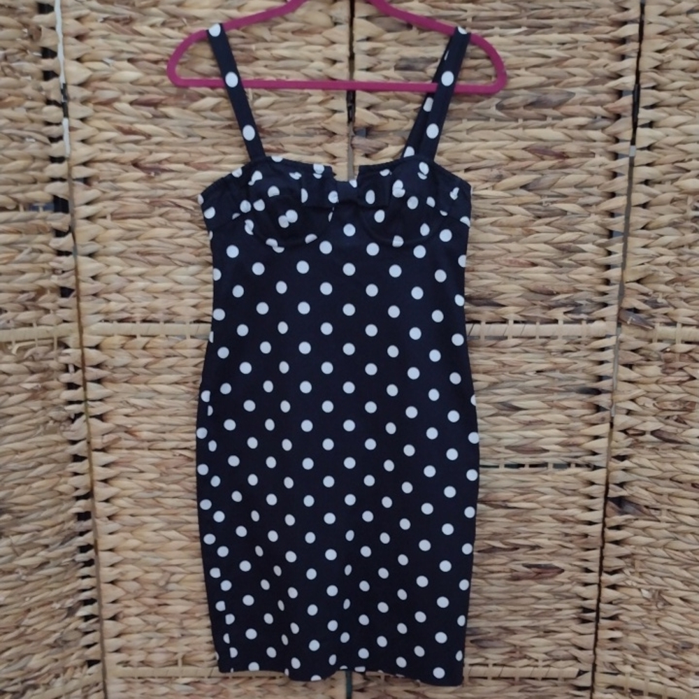 Hailey Bieber approved polka dot dress